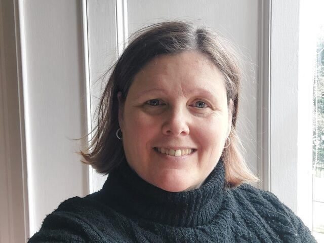 Joanna Crow
